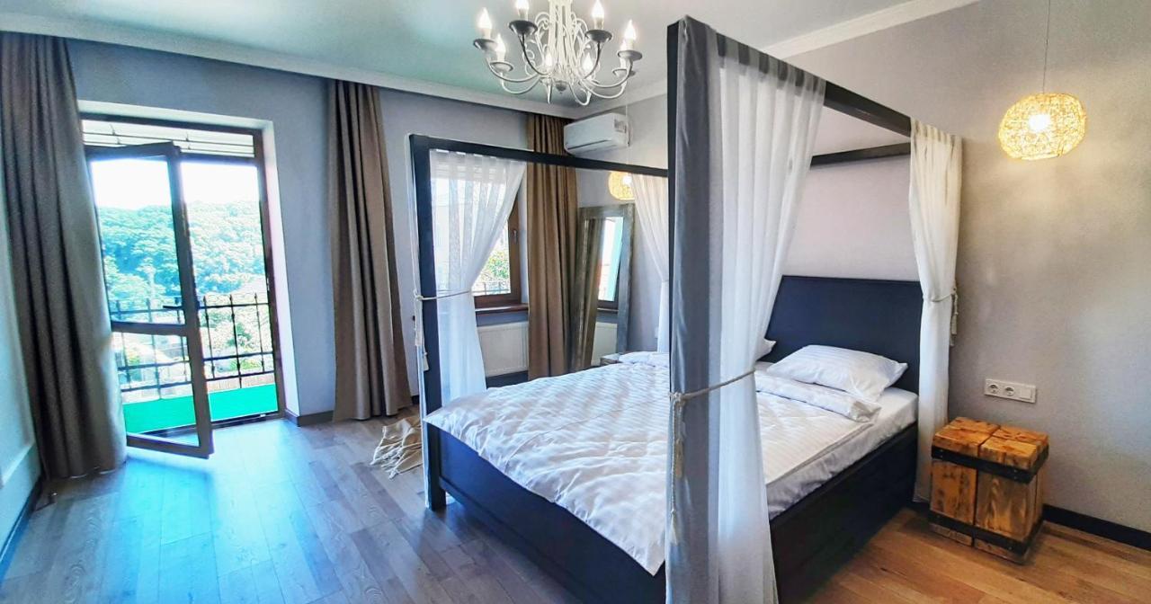 Гетьманські Палати , Старе Місто, 2 Спальні, Балкон-Тераса , 85 М Кв Kamianets-Podilskyi Ngoại thất bức ảnh