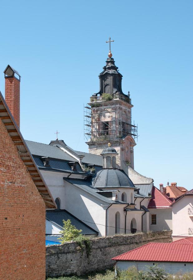 Гетьманські Палати , Старе Місто, 2 Спальні, Балкон-Тераса , 85 М Кв Kamianets-Podilskyi Ngoại thất bức ảnh